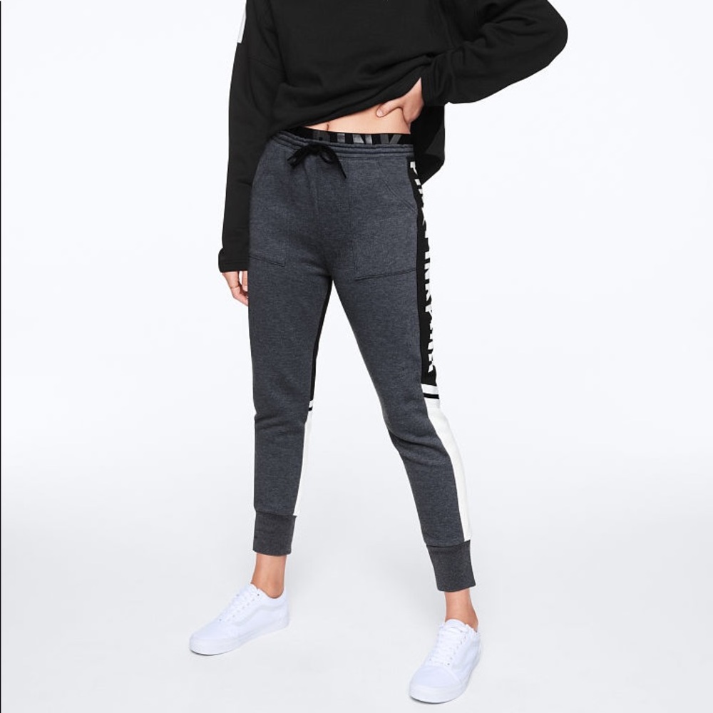 PINK High Waisted Skinny Jogger NWT